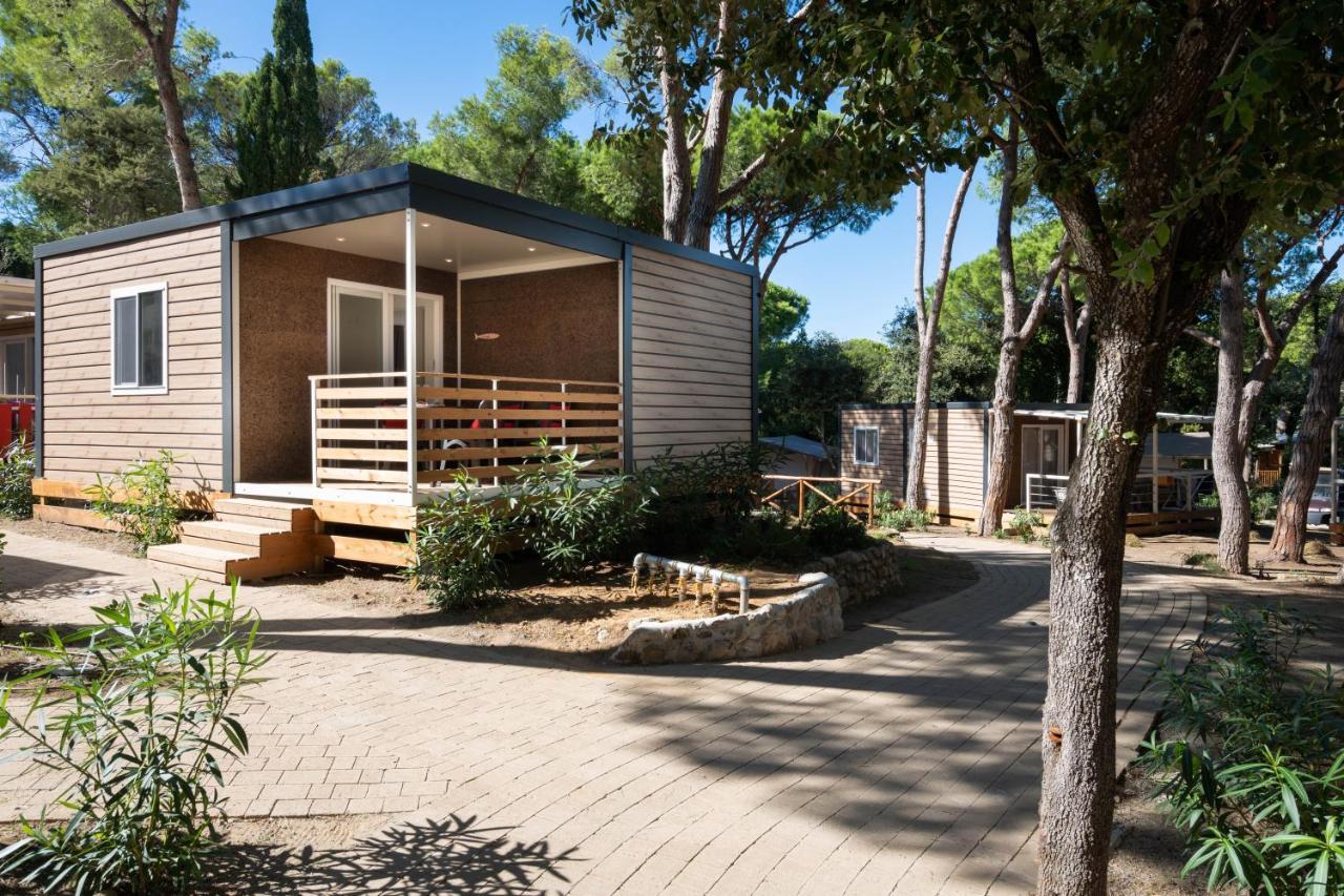Camping Il Capannino Glamping Village Marina Di Bibbona Ngoại thất bức ảnh