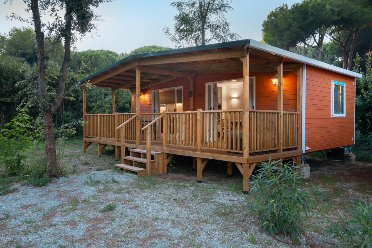 Camping Il Capannino Glamping Village Marina Di Bibbona Ngoại thất bức ảnh